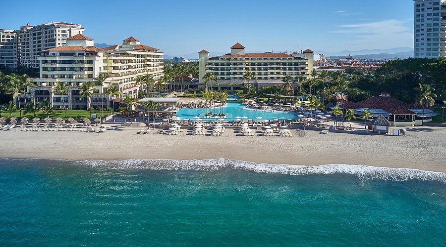 Marriott Puerto Vallarta Resort and Spa family-friendly beachfront hotel with pools, ocean views, and marina location.