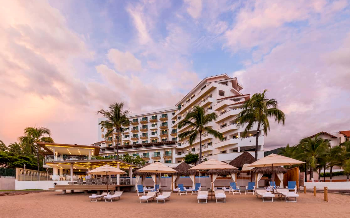 Villa Premiere Boutique Hotel adults-only beachfront resort in Puerto Vallarta with intimate pool, luxury suites, and personalized service.